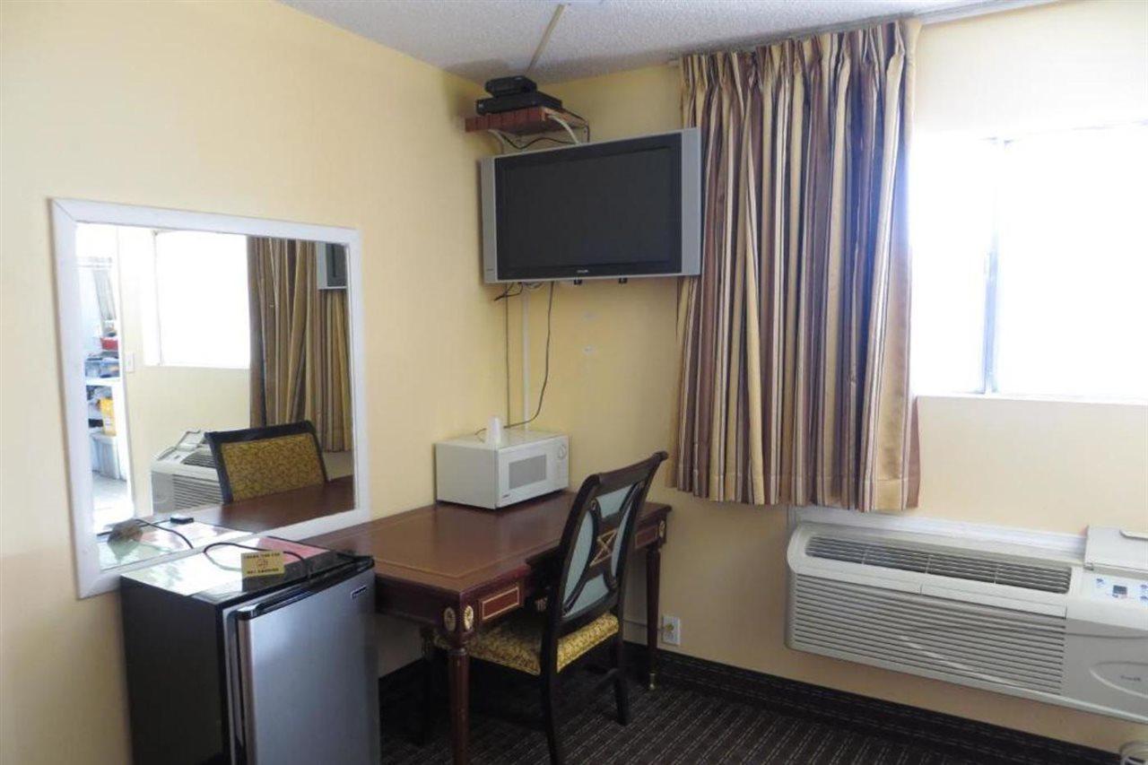 A Fisher'S Inn Motel Лас-Вегас Экстерьер фото
